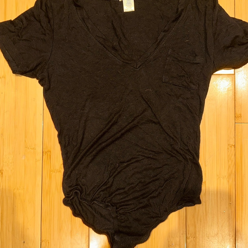 Bozzolo Charcoal V-Neck Short Sleeve Bodysuit